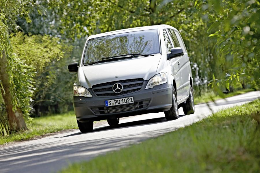  Mercedes-Benz Vito 2011 года  (фото 43 из 78)